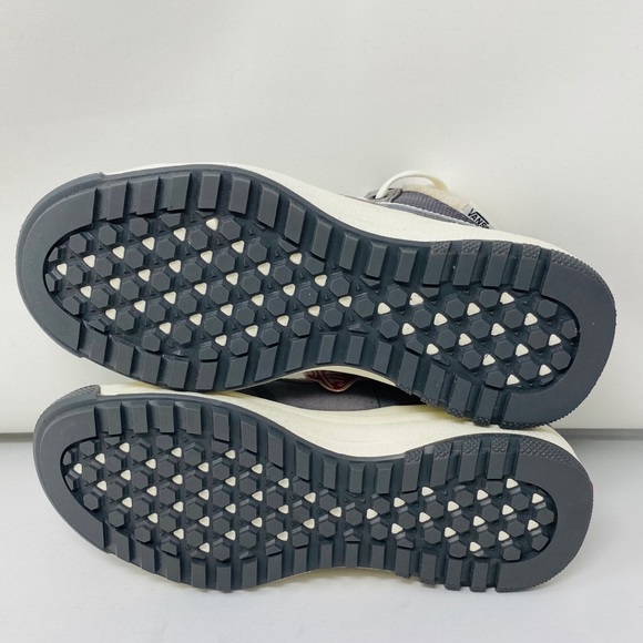 NIB**VANS High Top Sneakers Bootie**$150 - Picture 10 of 12